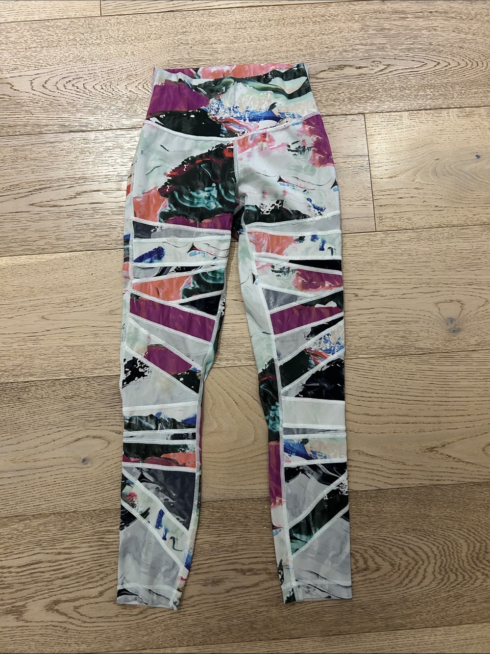 LULULEMON Multicolor Abstract Leggings